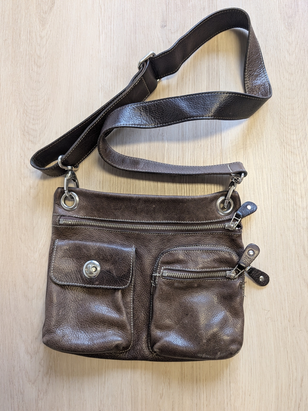 Roots village bag dark brown Leather